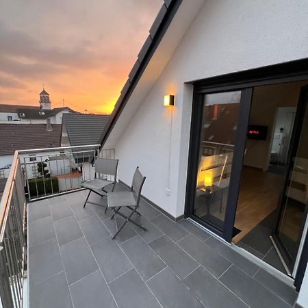 Charmantes Studio-Apartment Im Herzen Von Neureut - Fussbodenheizung, Regendusche, Waschmaschine, Stellplatz カールスルーエ エクステリア 写真
