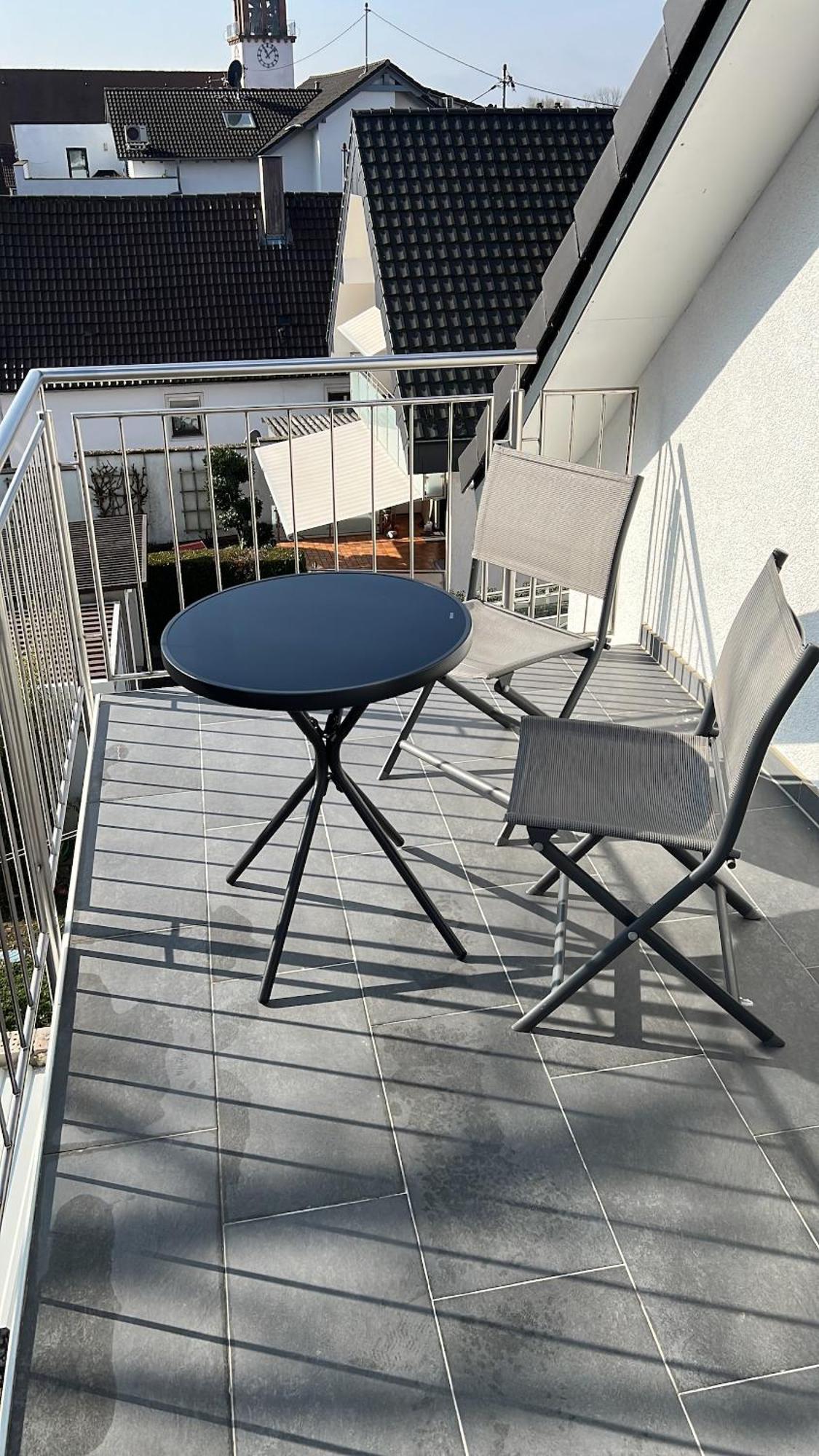 Charmantes Studio-Apartment Im Herzen Von Neureut - Fussbodenheizung, Regendusche, Waschmaschine, Stellplatz カールスルーエ エクステリア 写真